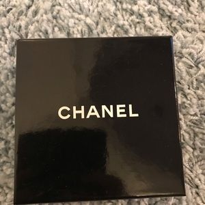 RARE vintage Chanel large gold plate belt chain.